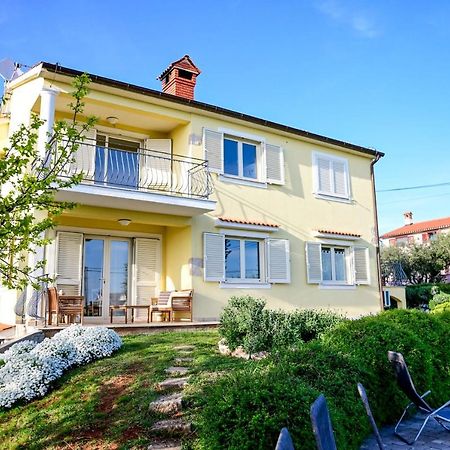 Apartment Laetitia Kaštelir Zewnętrze zdjęcie