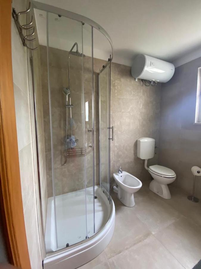 Apartment Laetitia Kaštelir Zewnętrze zdjęcie