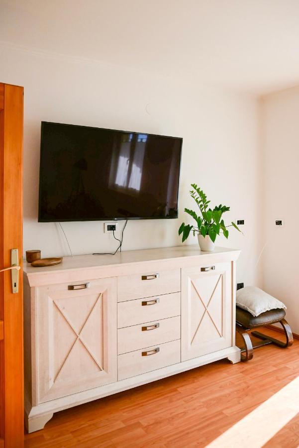 Apartment Laetitia Kaštelir Zewnętrze zdjęcie